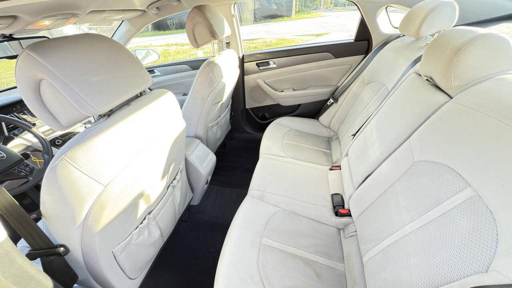 2015 Hyundai Sonata - $7,500