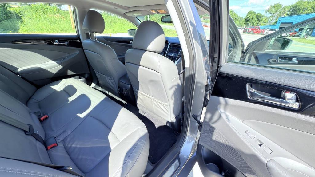 2013 Hyundai Sonata - $7,500