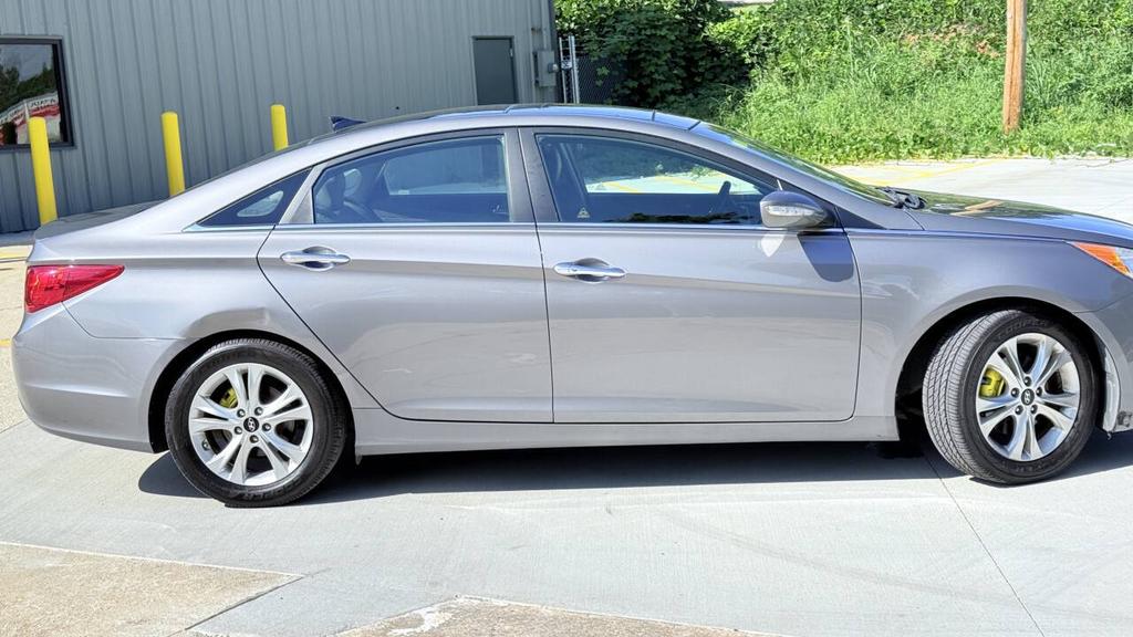 2013 Hyundai Sonata - $7,500