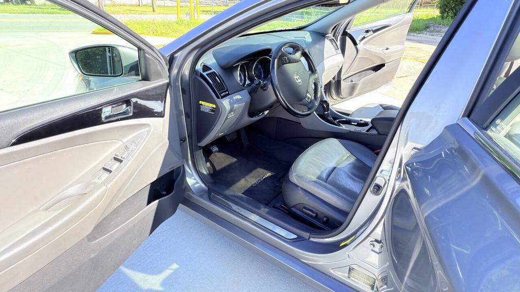 2013 Hyundai Sonata - $7,500