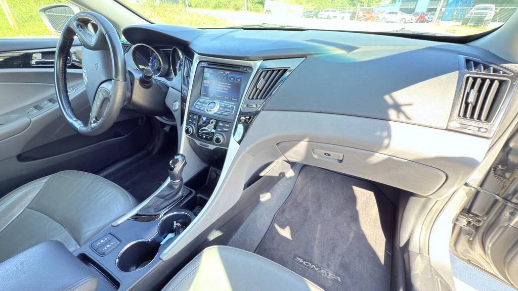2013 Hyundai Sonata - $7,500