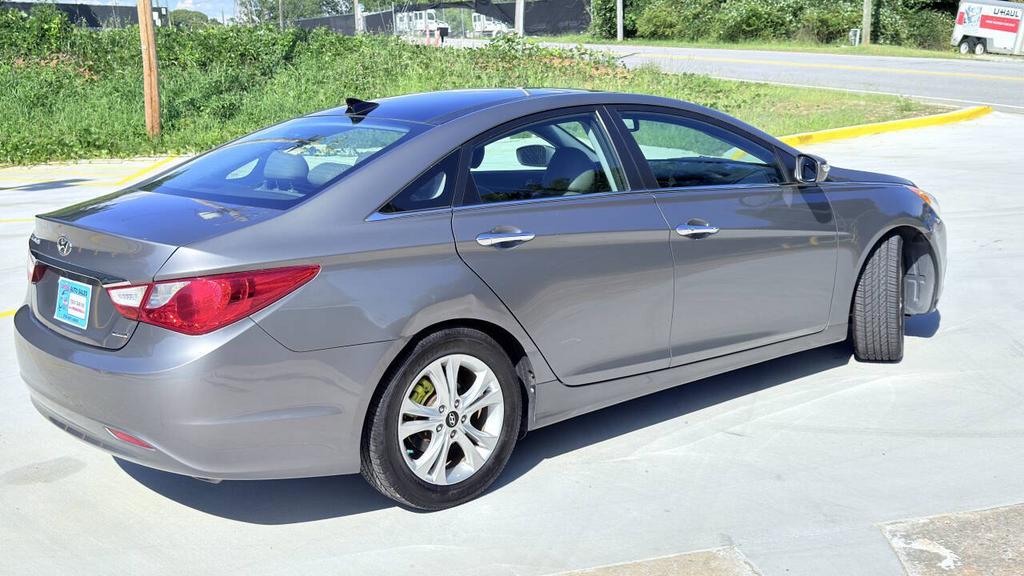2013 Hyundai Sonata - $7,500