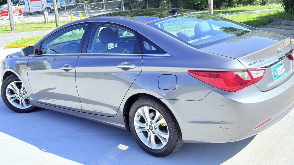 2013 Hyundai Sonata - $7,500