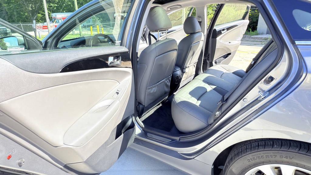 2013 Hyundai Sonata - $7,500