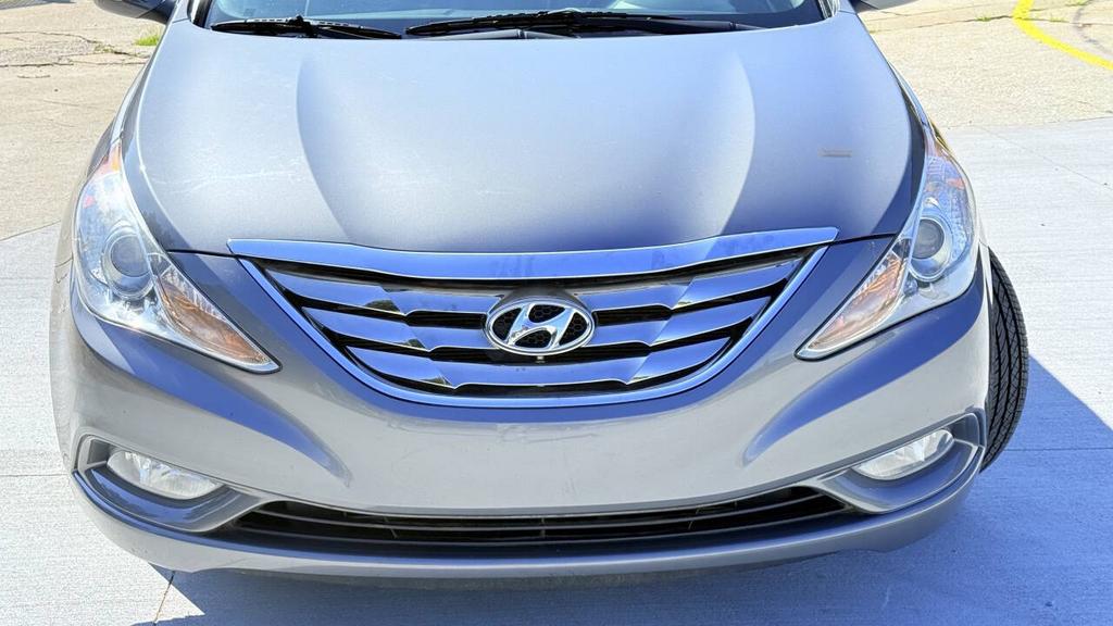 2013 Hyundai Sonata - $7,500