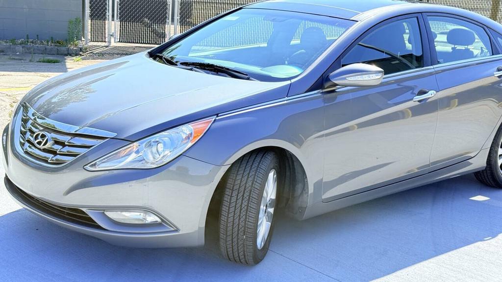 2013 Hyundai Sonata - $7,500