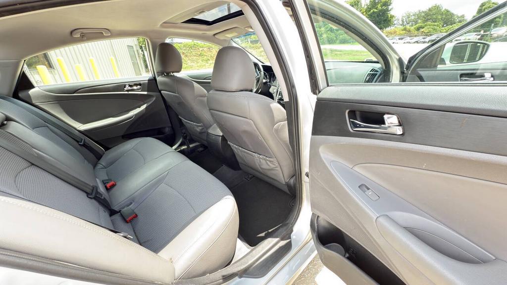 2013 Hyundai Sonata - $7,500