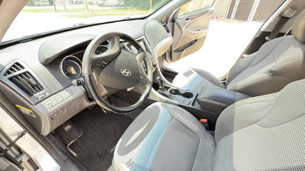 2013 Hyundai Sonata - $7,500