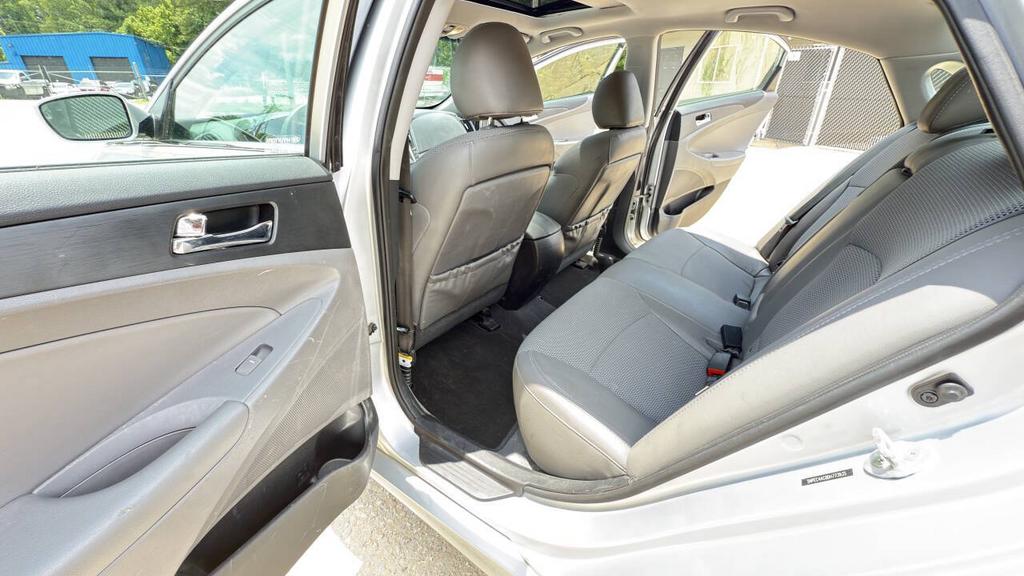2013 Hyundai Sonata - $7,500
