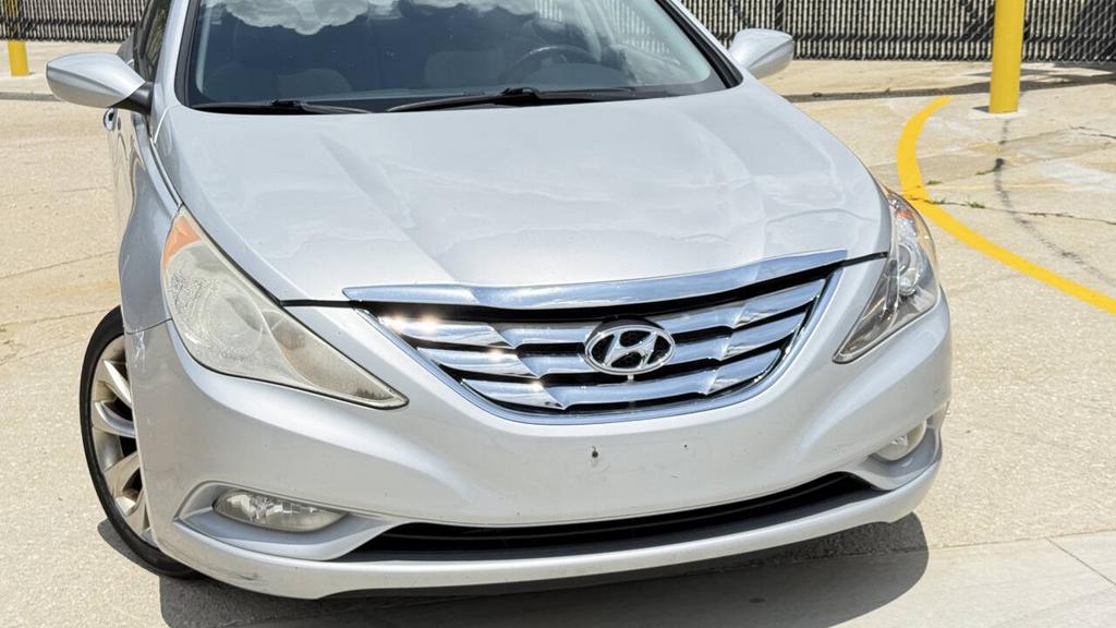 2013 Hyundai Sonata - $7,500
