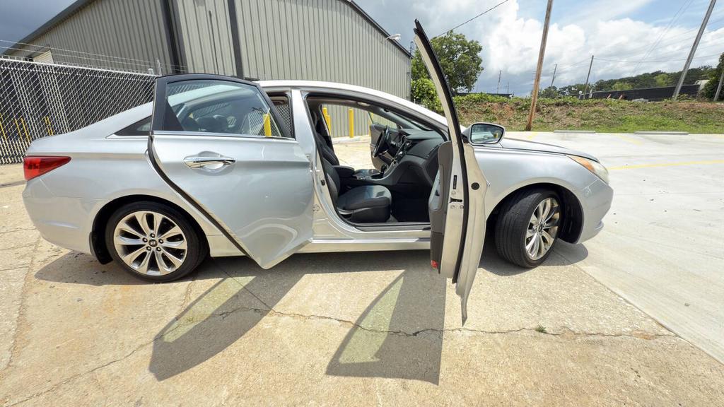 2013 Hyundai Sonata - $7,500
