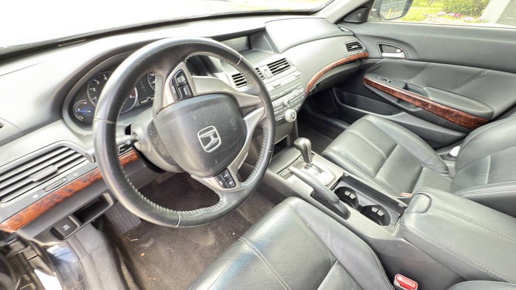 2010 Honda Accord - $9,500