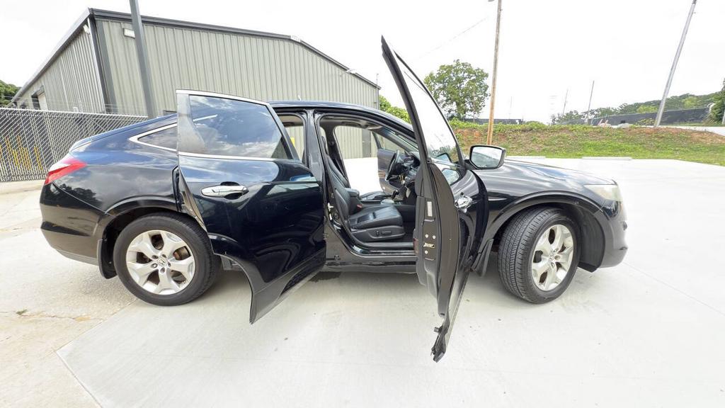 2010 Honda Accord - $9,500