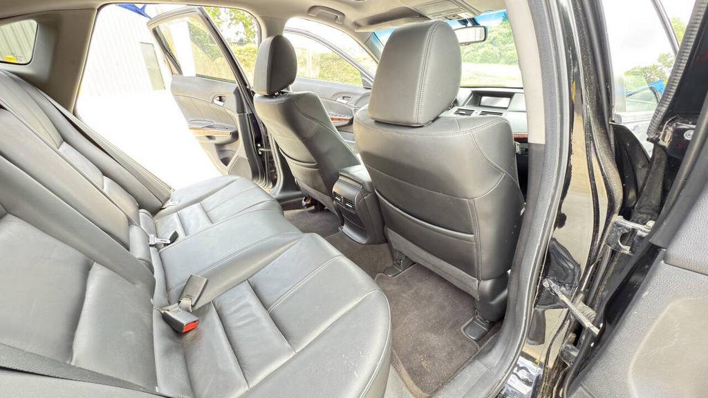 2010 Honda Accord - $9,500
