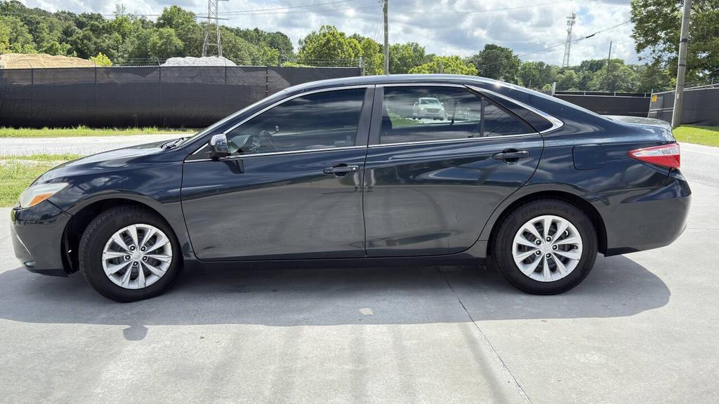 2015 Toyota Camry - $9,500