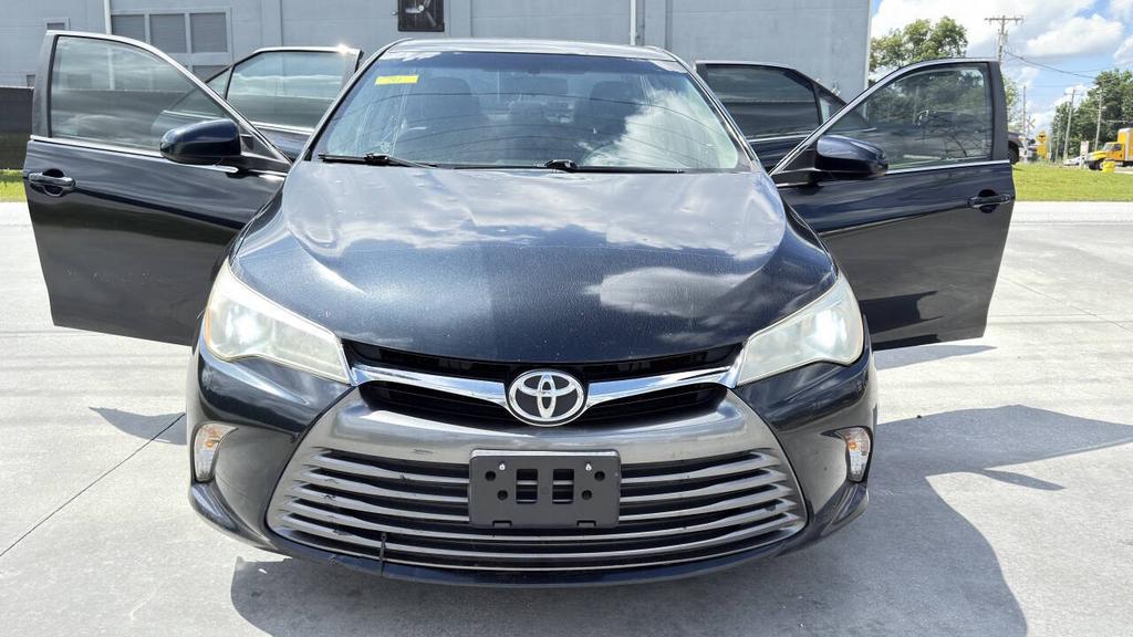2015 Toyota Camry - $9,500