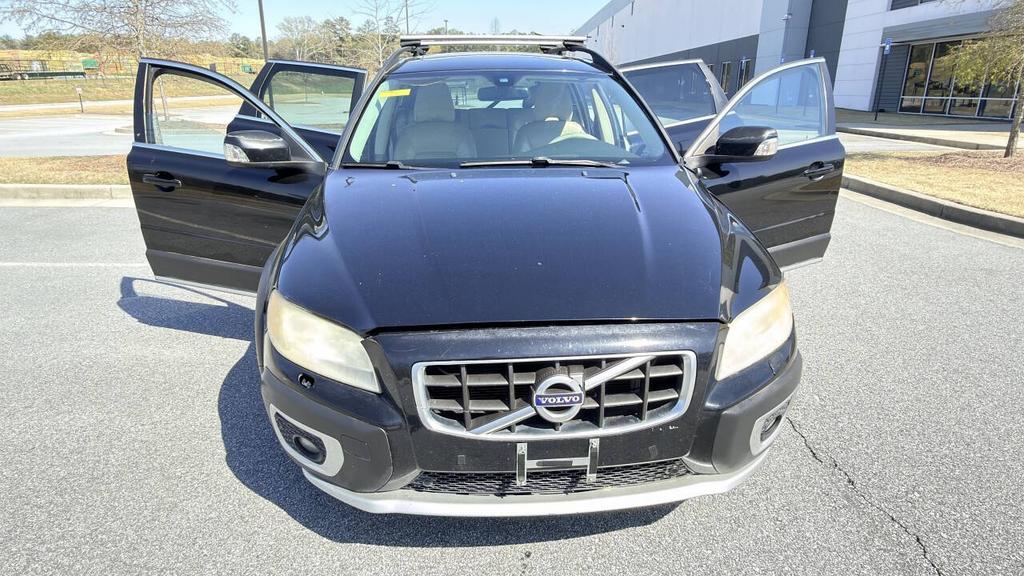 2010 Volvo C70 - $4,300