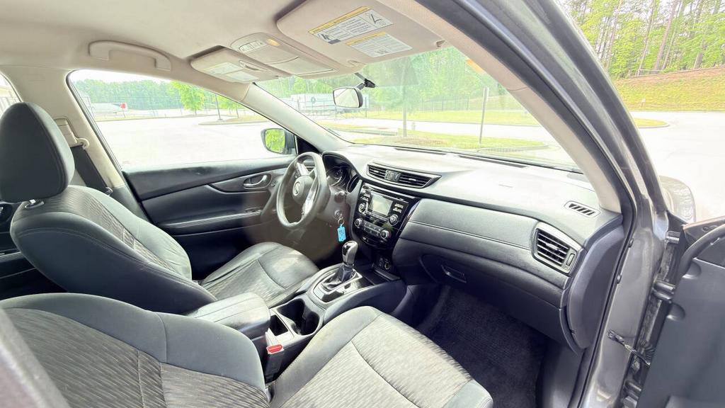2017 Nissan Rogue - $5,800