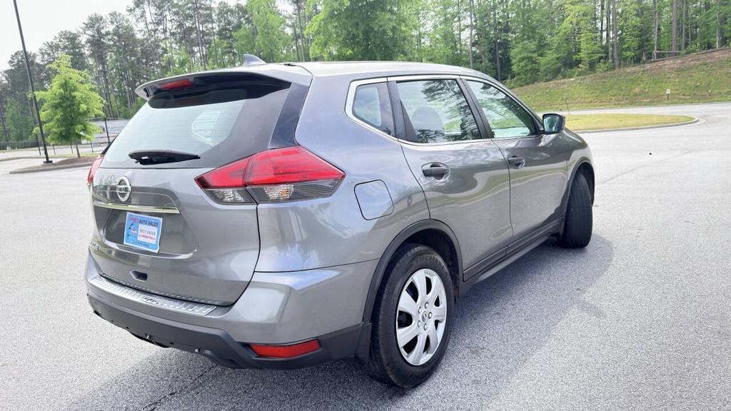 2017 Nissan Rogue - $5,800