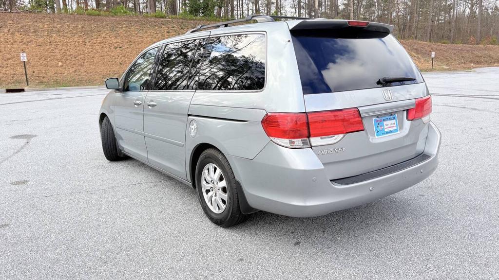 2010 Honda Odyssey - $3,950