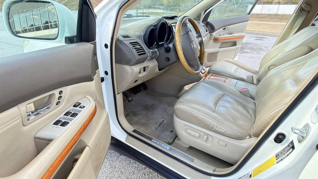 2008 Lexus RX - $6,800