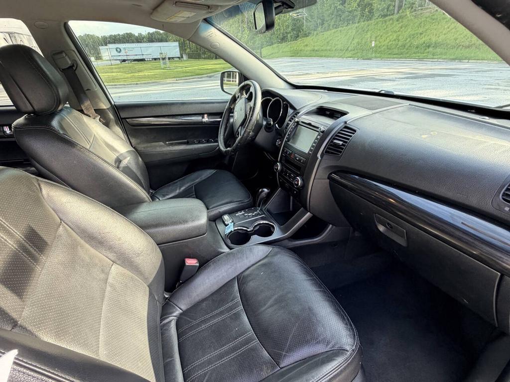 2013 Kia Sorento - $4,900