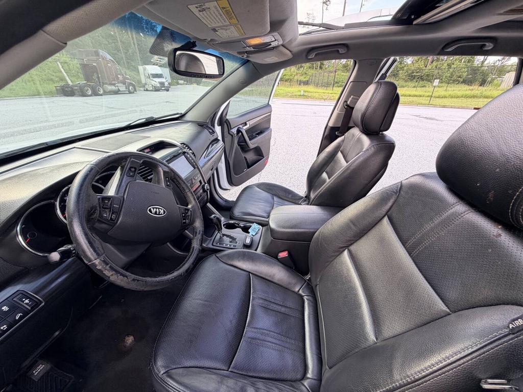 2013 Kia Sorento - $4,900