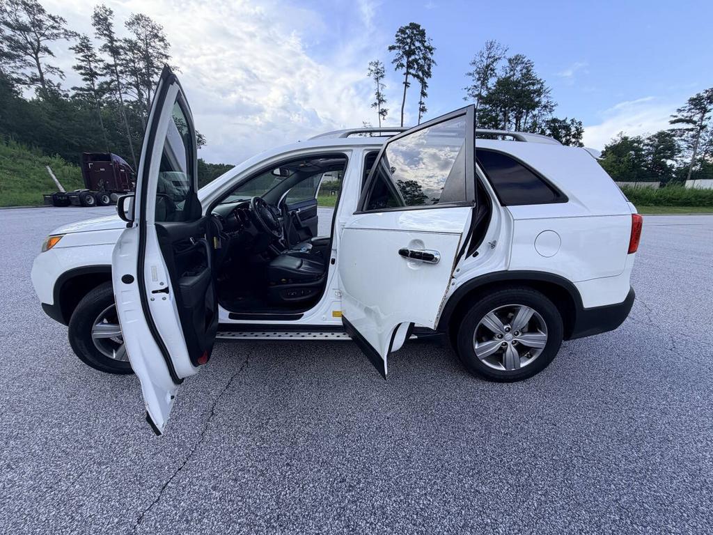 2013 Kia Sorento - $4,900