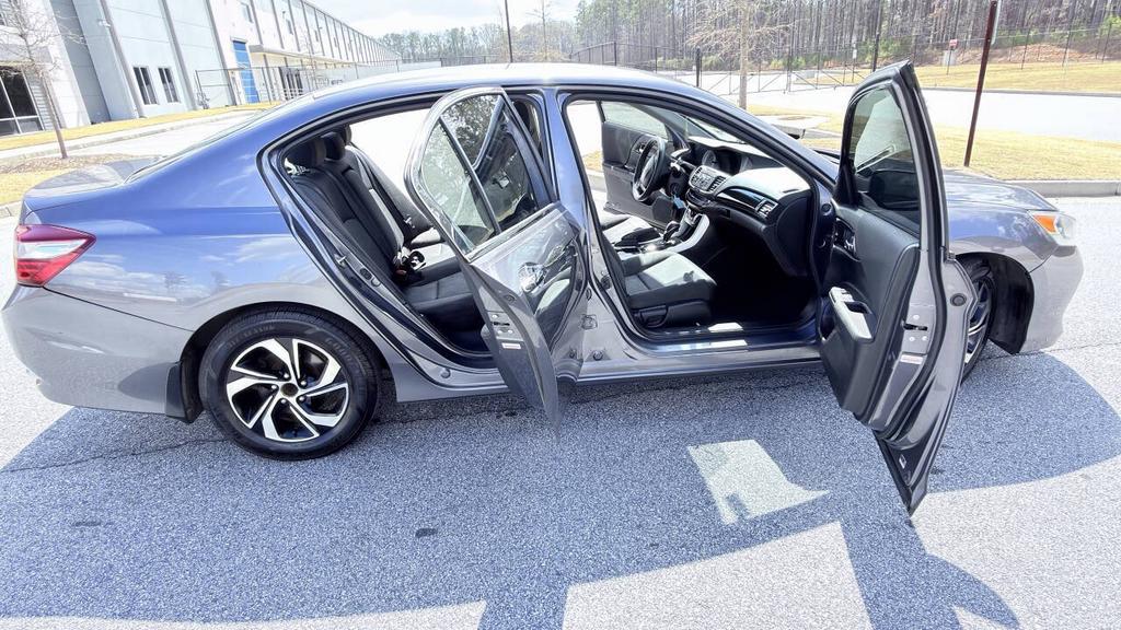 2017 Honda Accord - $6,300