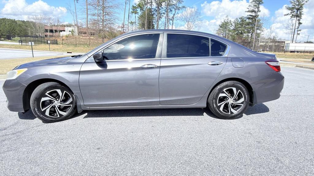 2017 Honda Accord - $6,300