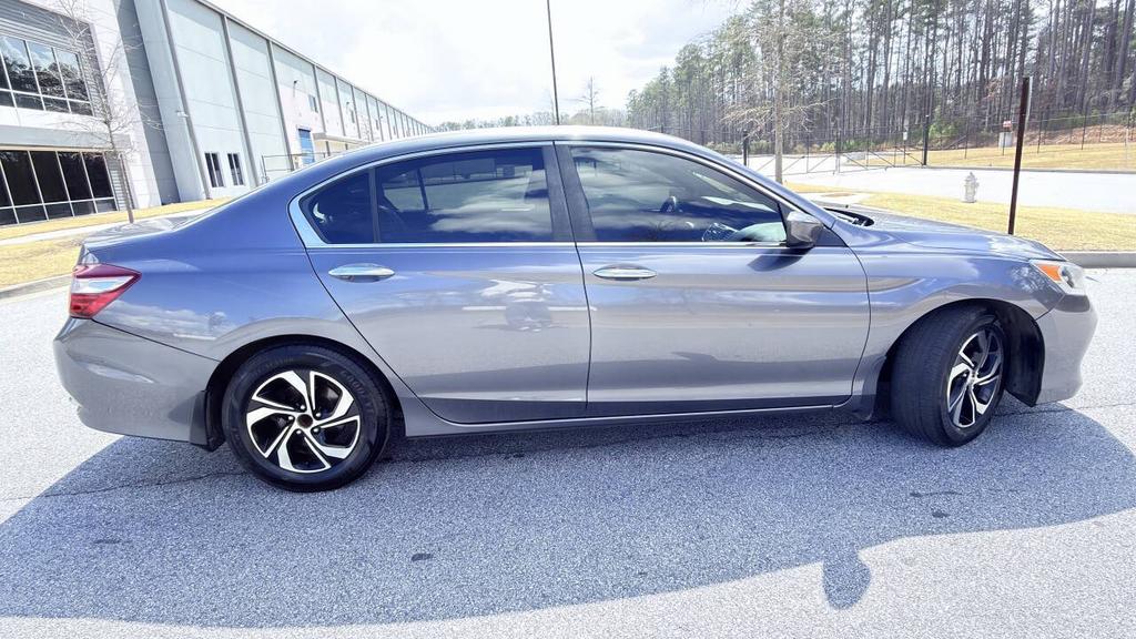 2017 Honda Accord - $6,300