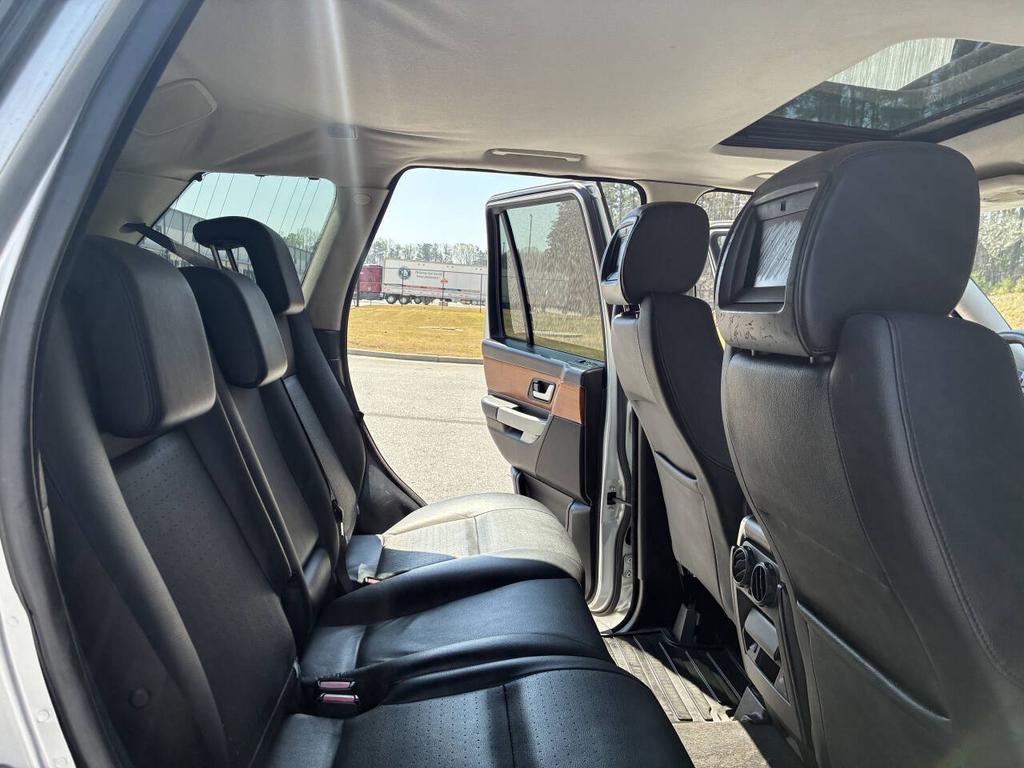 2006 Land Rover Range Rover Sport - $4,800