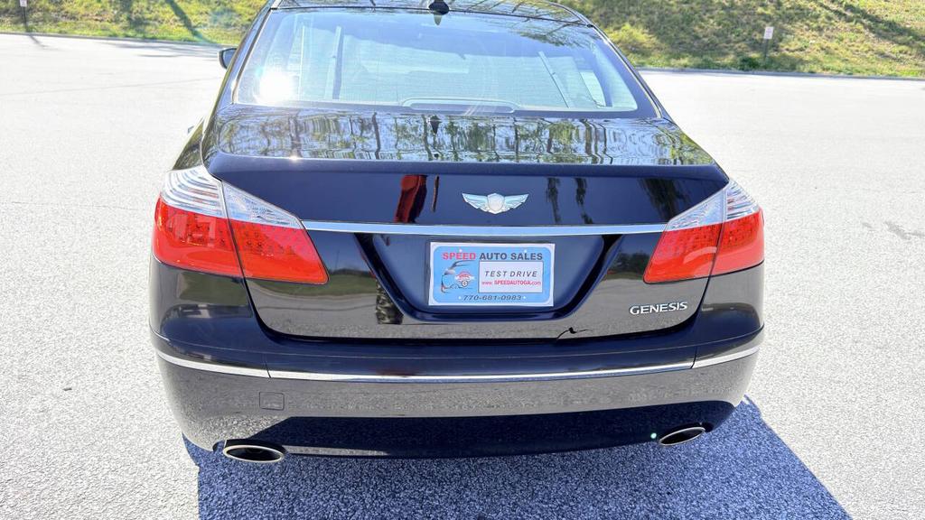 2010 Hyundai Genesis - $5,900