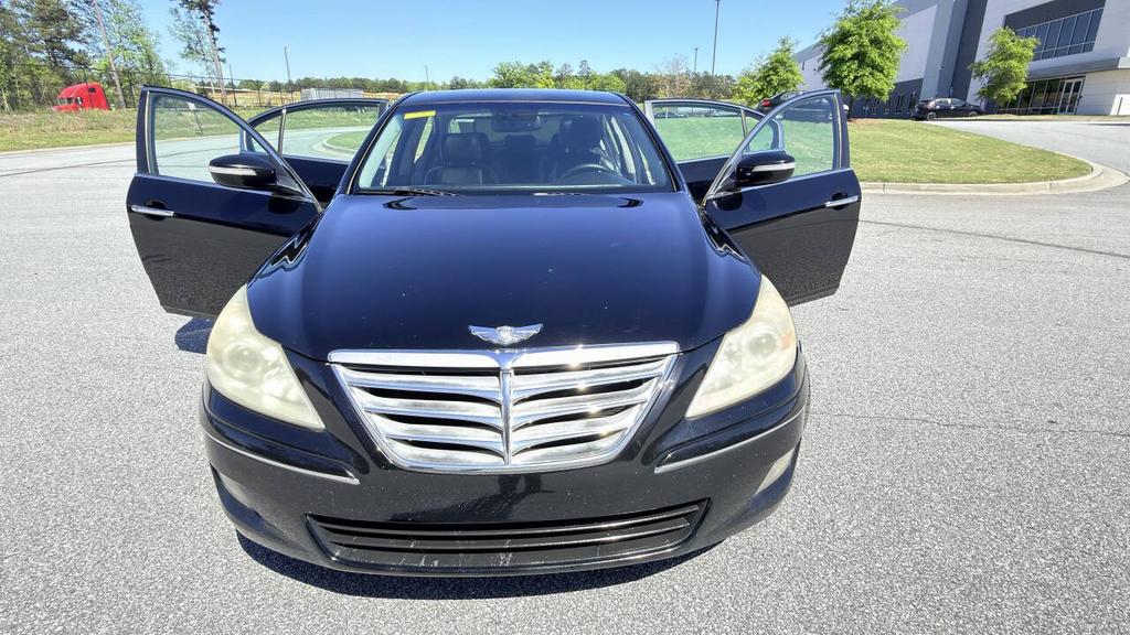 2010 Hyundai Genesis - $5,900