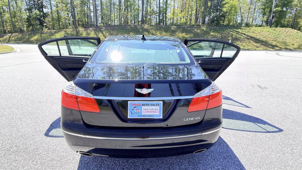 2010 Hyundai Genesis - $5,900