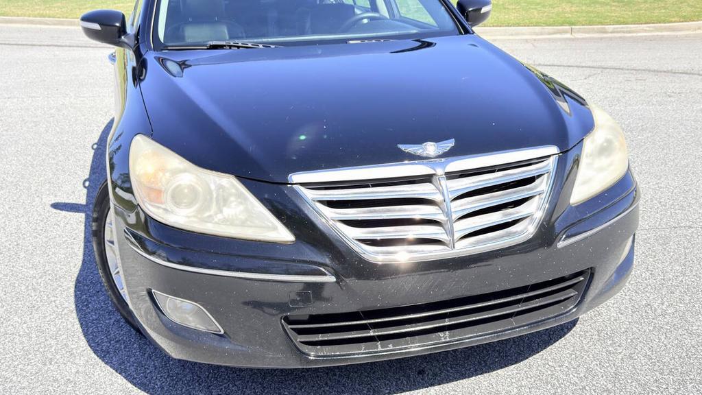 2010 Hyundai Genesis - $5,900