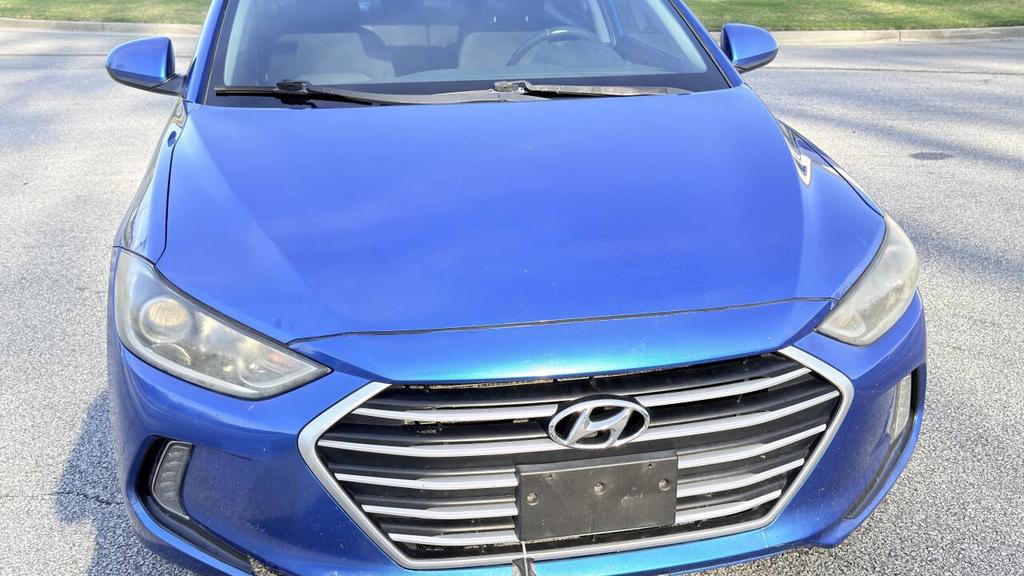 2017 Hyundai Elantra - $5,900