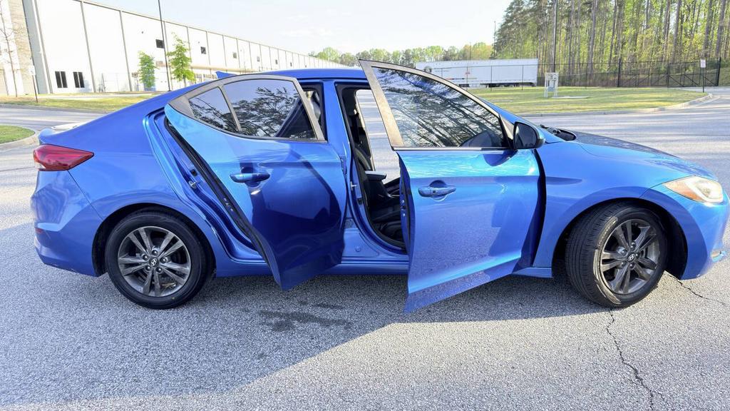 2017 Hyundai Elantra - $5,900