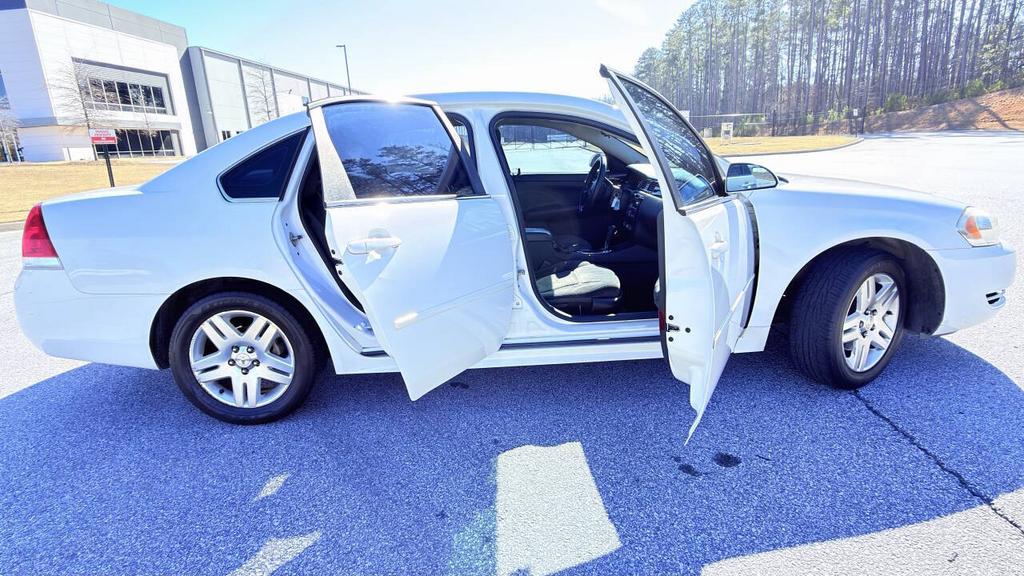 2014 Chevrolet Impala - $3,950