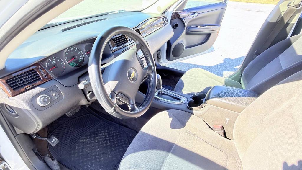 2014 Chevrolet Impala - $3,950