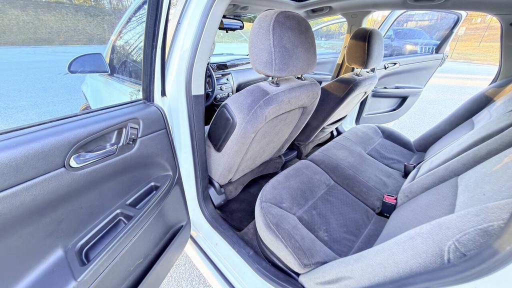 2014 Chevrolet Impala - $3,950