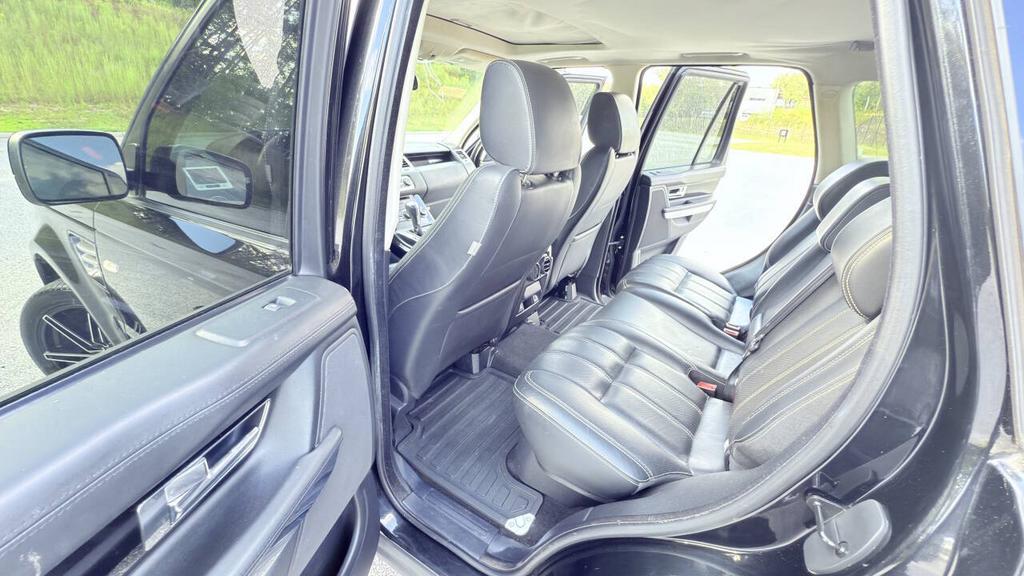 2012 Land Rover Range Rover Sport - $6,500