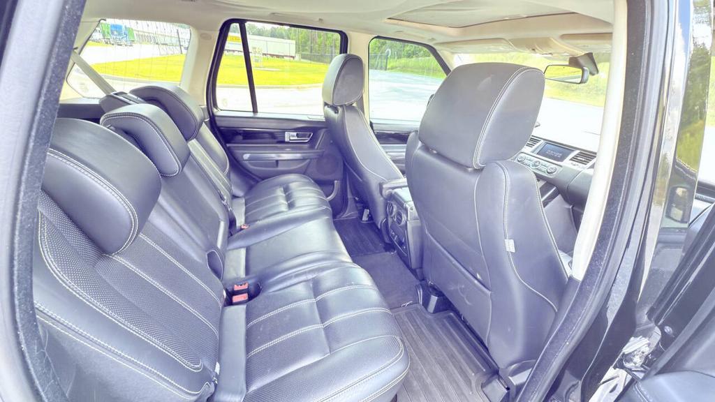 2012 Land Rover Range Rover Sport - $6,500