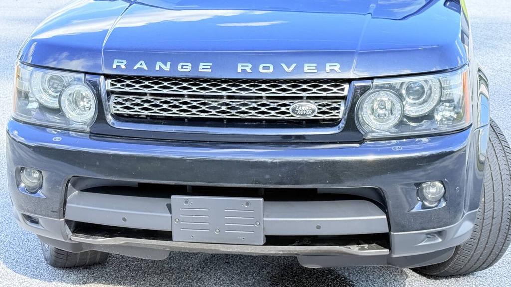 2012 Land Rover Range Rover Sport - $6,500