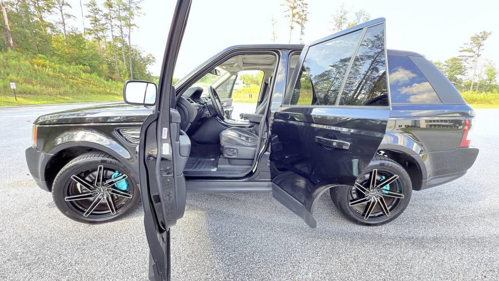 2012 Land Rover Range Rover Sport - $6,500