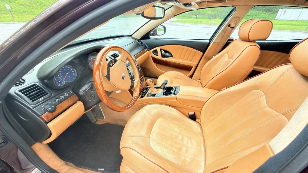 2009 Maserati Quattroporte - $7,500