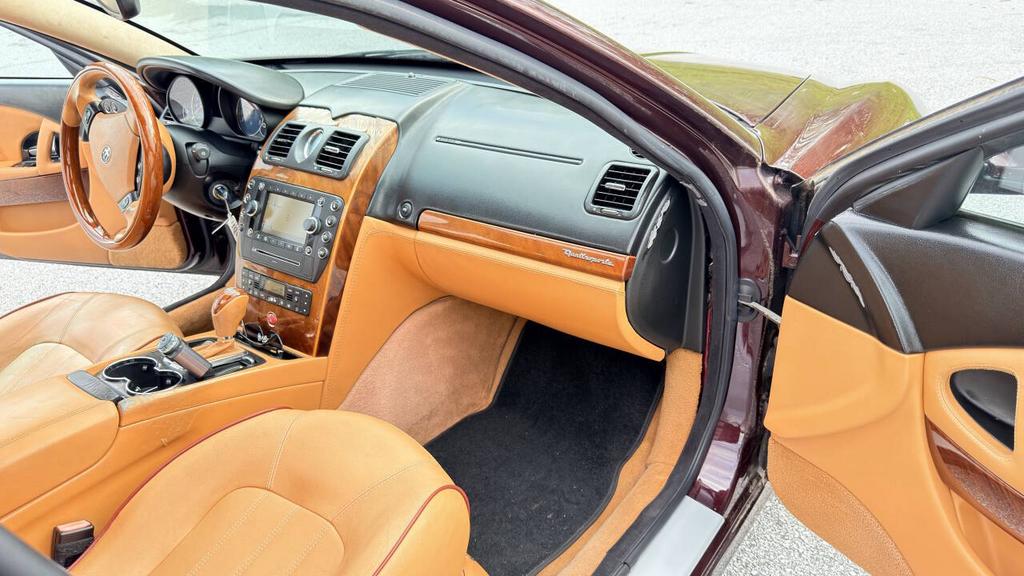 2009 Maserati Quattroporte - $7,500