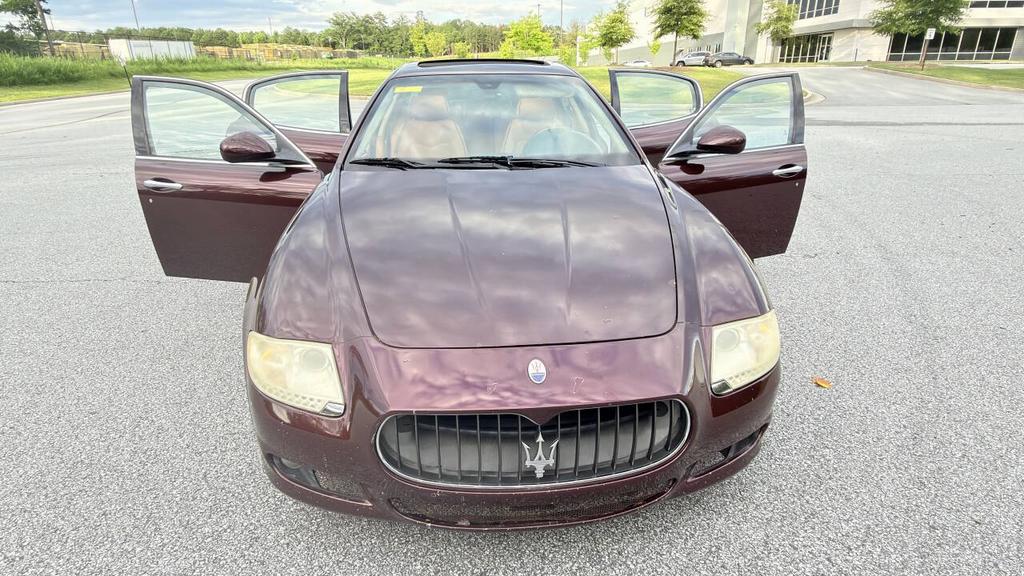 2009 Maserati Quattroporte - $7,500