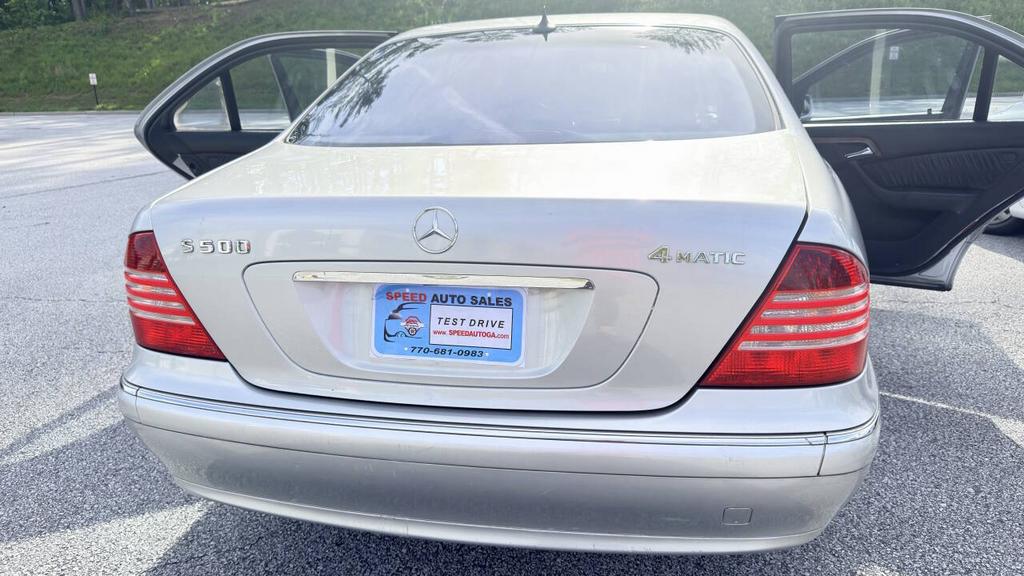 2006 Mercedes-Benz S-Class - $3,800