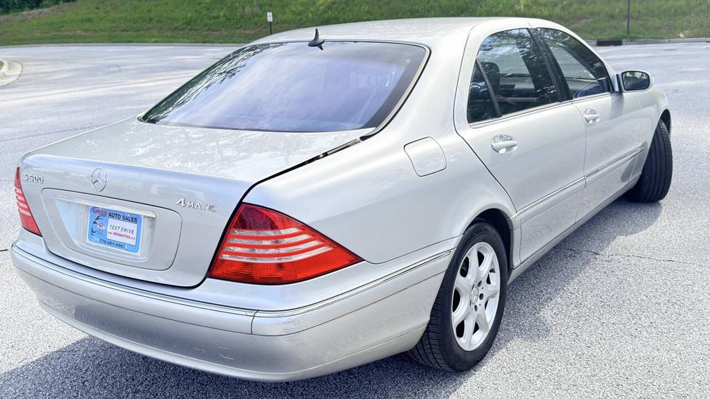 2006 Mercedes-Benz S-Class - $3,800